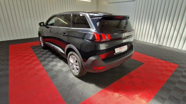 Peugeot 5008 image 4