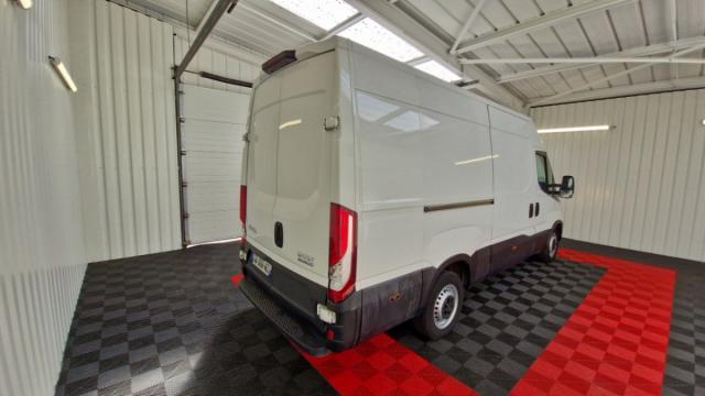 Iveco Daily image 9