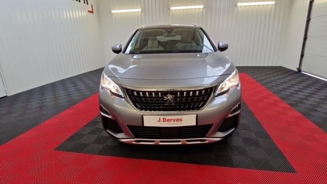 Peugeot 3008 image 1