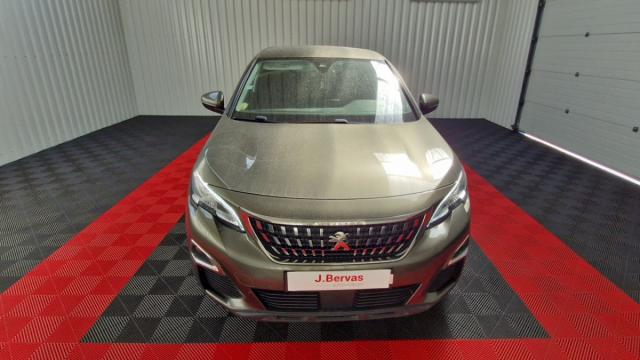 Peugeot 5008 image 1