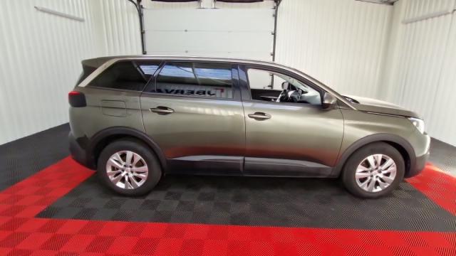 Peugeot 5008 image 8
