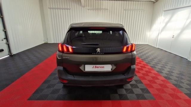 Peugeot 5008 image 6
