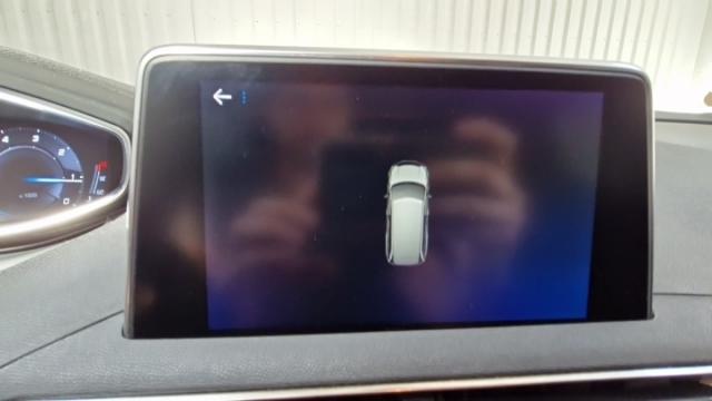 Peugeot 5008 image 3