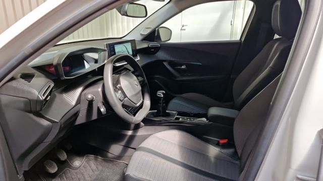 Peugeot 2008 image 6