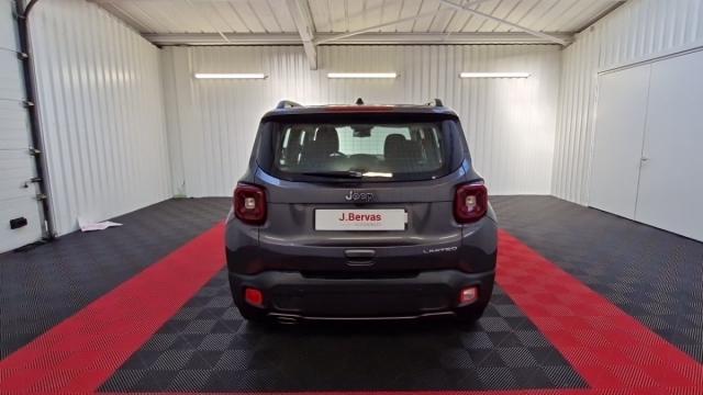Jeep Renegade image 3