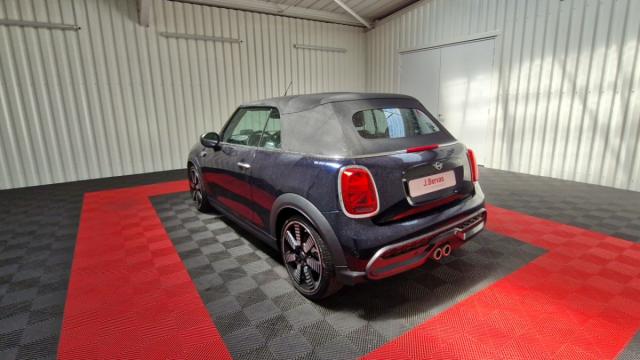 Mini Cabrio image 8