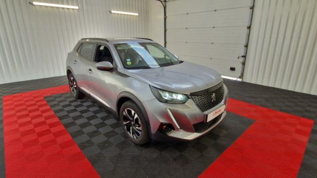 Peugeot 2008 image 2