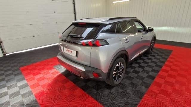 Peugeot 2008 image 9