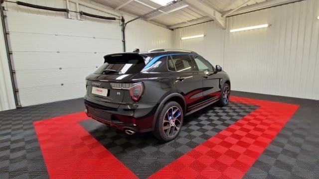 Lynk & Co 01 image 6