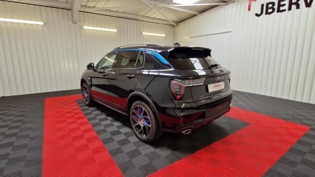 Lynk & Co 01 image 4