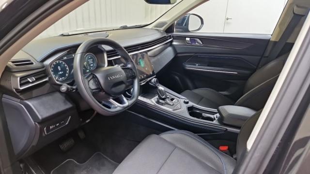 Lynk & Co 01 image 3
