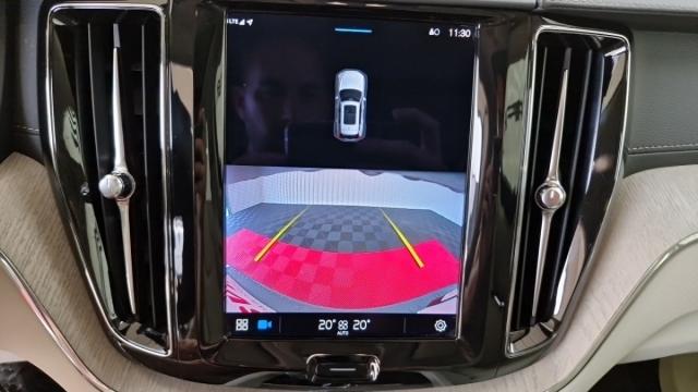 Volvo Xc60 image 2