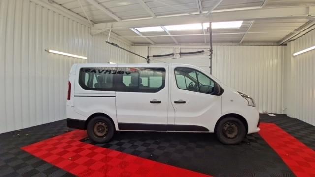Renault Trafic image 1
