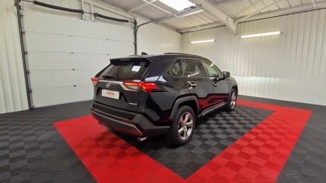Toyota Rav4 image 9