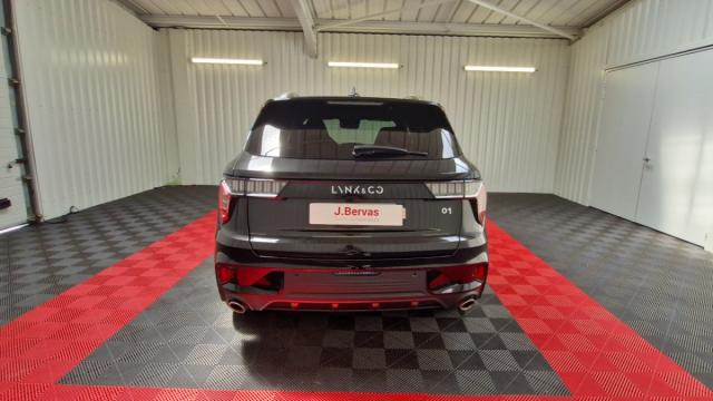 Lynk & Co 01 image 8
