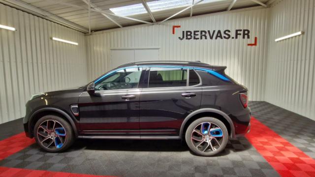 Lynk & Co 01 image 4