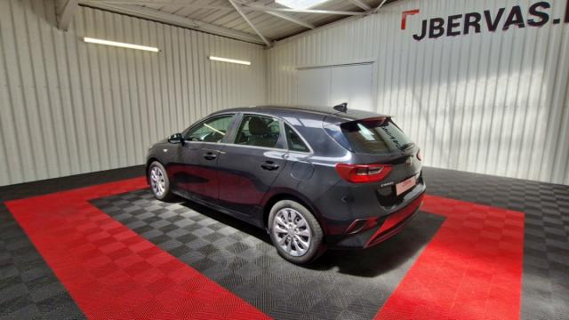 Kia Ceed image 7