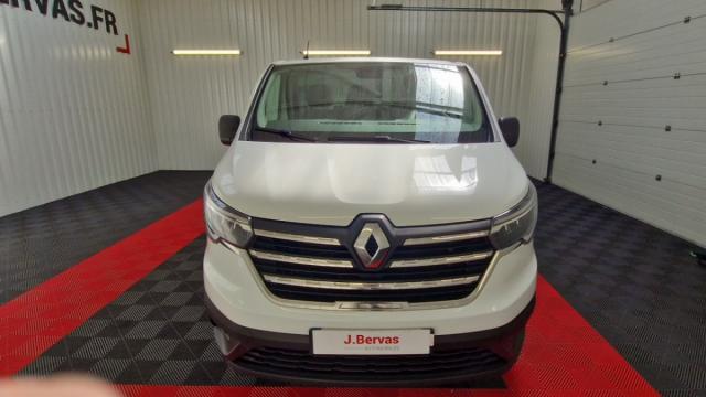 Renault Trafic image 4