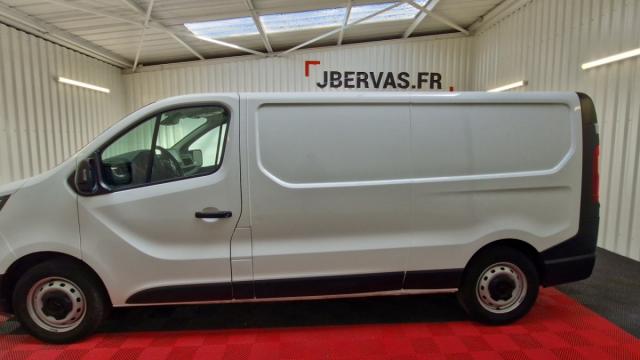 Renault Trafic image 2