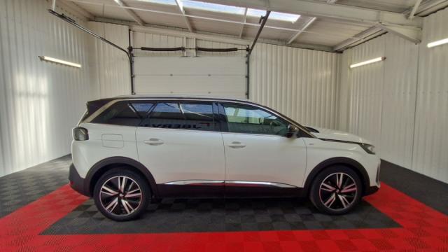 Peugeot 5008 image 2