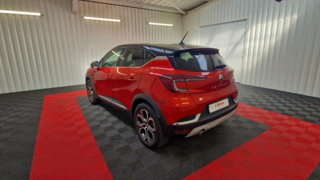 Renault Captur image 2