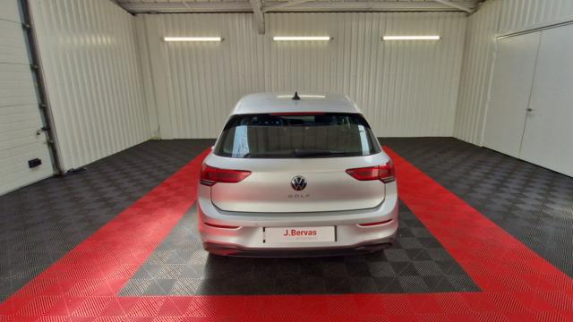 Volkswagen Golf image 9