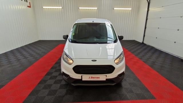 Ford Transit Courier image 4