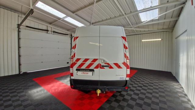 Renault Master image 9