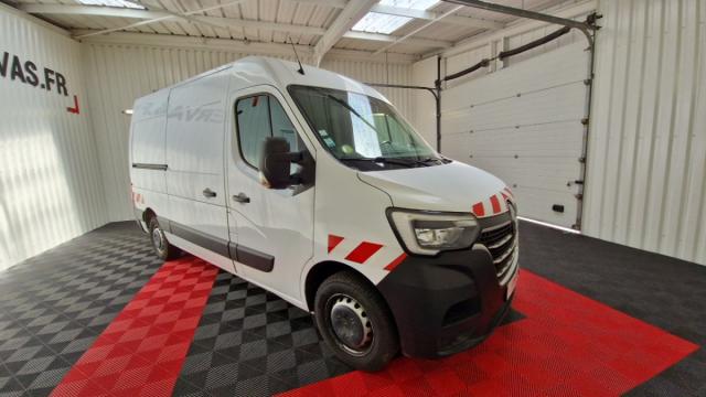 Renault Master image 1
