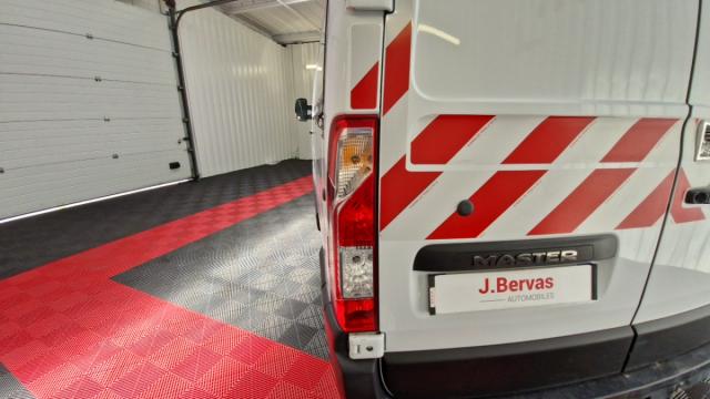 Renault Master image 3