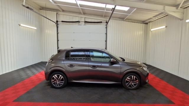 Peugeot 208 image 6