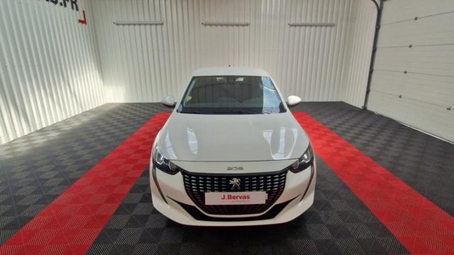 Peugeot 208 image 3