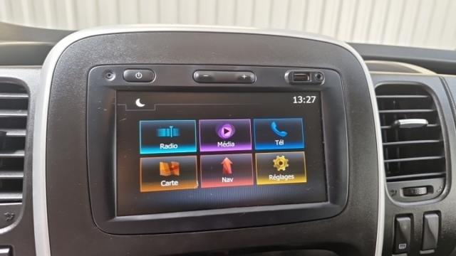 Renault Trafic image 7