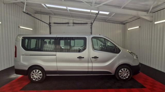 Renault Trafic image 9