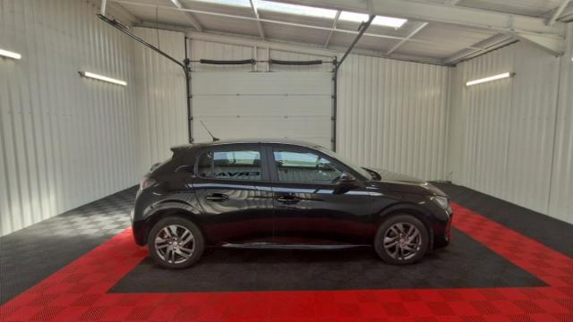 Peugeot 208 image 8