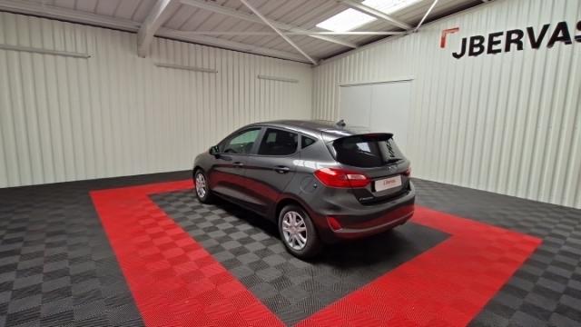 Ford Fiesta image 2