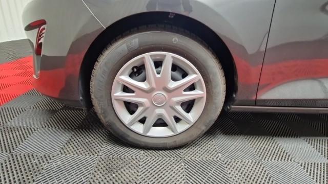 Ford Fiesta image 4