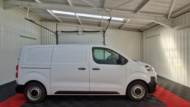 Citroen Jumpy image 2