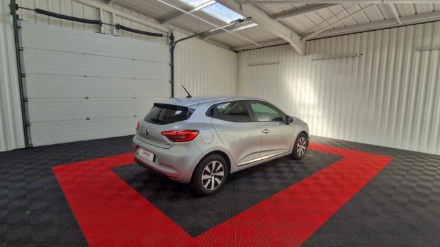 Renault Clio image 1