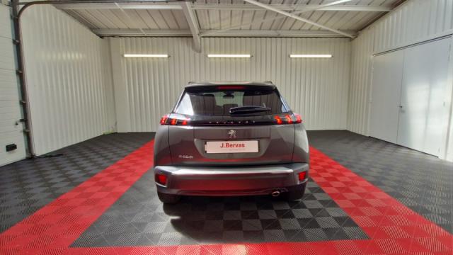 Peugeot 2008 image 2