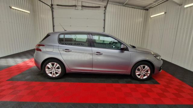 Peugeot 308 image 6
