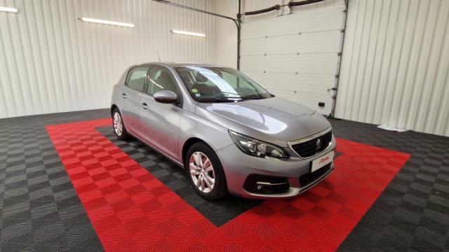 Peugeot 308 image 9