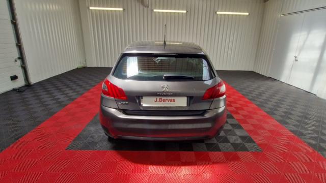 Peugeot 308 image 1