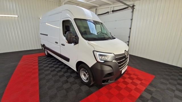 Renault Master image 2