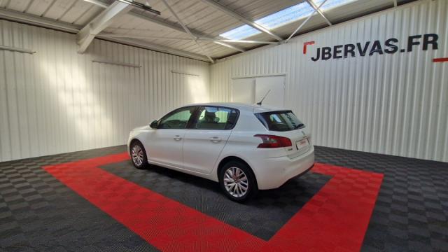 Peugeot 308 image 6