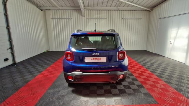 Jeep Renegade image 9