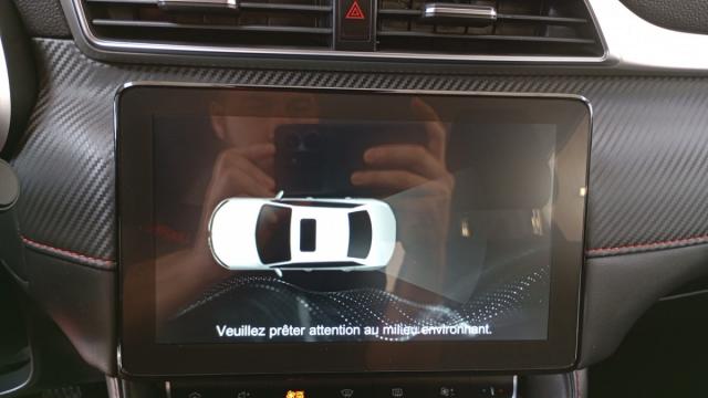 Mg Motor Zs image 4