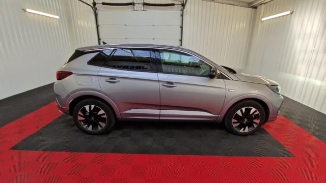 Opel Grandland image 1