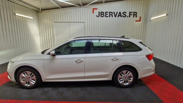 Skoda Octavia image 2
