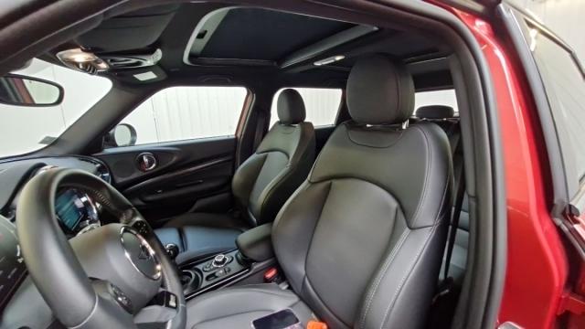 Mini Clubman image 9